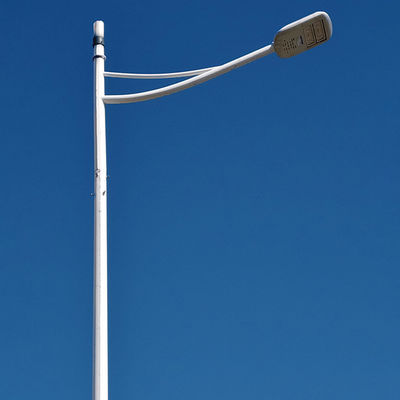 खरीदें Hot Dip Steel Galvanized Street Light Pole For Customizable Outdoor Lighting Solutions online manufacture