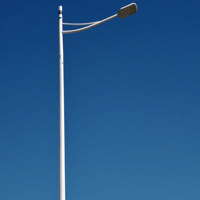 खरीदें Customizable Led Street Light Pole Outdoor Lighting Solutions Hot Dip Galvanized Steel online manufacture