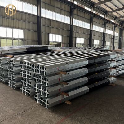 खरीदें 30-40 फीट 12-18 मीटर अष्टकोणीय स्टील पावर पोल, Q355 ASTM A572 HDG वितरण उपयोगिता टॉवर, मल्टी-सेक्शन स्लिप जॉइंट, बिटुमेन बेस online manufacture