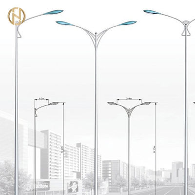 खरीदें IP65 Galvanized 12M Single Arm Street Light Pole online manufacture
