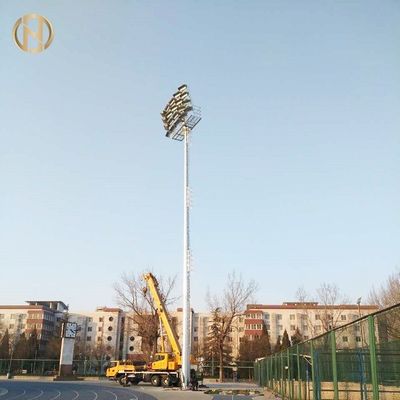 खरीदें Electric Lifting High Mast Street Light Pole 25M 30M 35M Long Service Life online manufacture