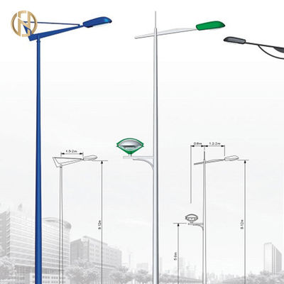 खरीदें 85um Galvanized Light Pole Q235B Metal Light Post Earthquake Resistant online manufacture