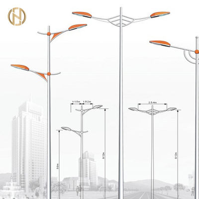 खरीदें Customized Hot Dip Galvanized 15 Meters Steel Street Light Pole online manufacture