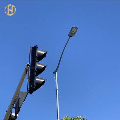 खरीदें Customizable Electical Outdoor Galvanized Light Pole With Spray Painting online manufacture