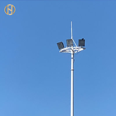 खरीदें Q420 Steel Octadecagon High Mast Lamp Pole 20M 30M 35M 40M online manufacture