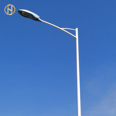 खरीदें Galvanized Street Light Pole  7M Street Lamp Pole Customized Height online manufacture