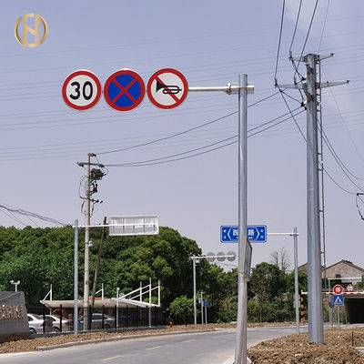 खरीदें Octagonal Shape Road Sign Pole  Galvanized Steel Traffic Sign Post online manufacture