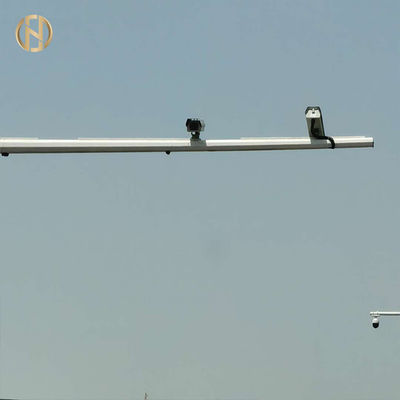 खरीदें Octagonal Shape Steel CCTV Pole 3-20M Mounting Height Wind Resistant online manufacture