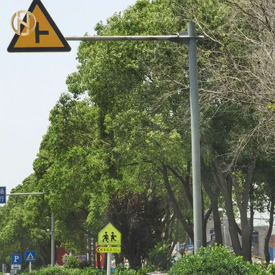 खरीदें Convenient Street Sign Pole Galvanized 3-10M Anti Seismic Design online manufacture