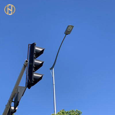 खरीदें 35m High Mast Solar Street Light Octagonal Double Arm Single Arm online manufacture